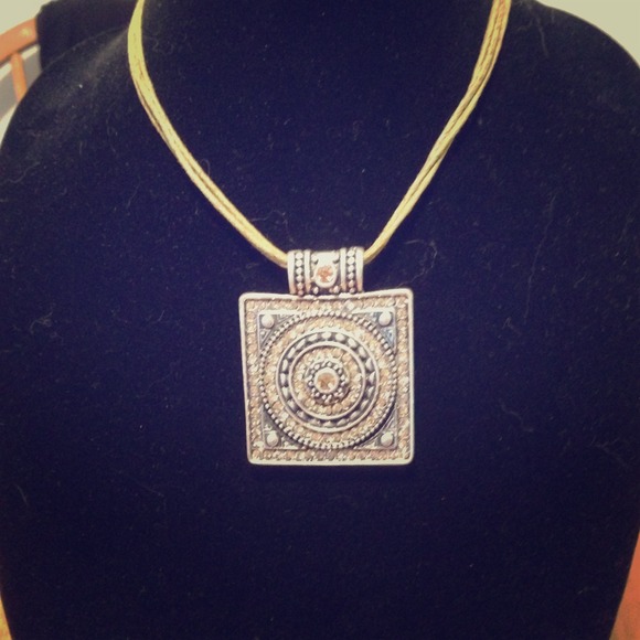 Jeweled chord necklace