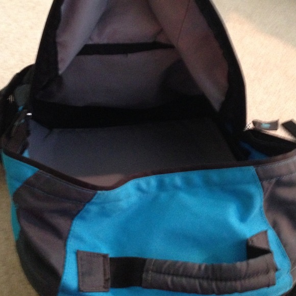 Colombia Backpack - Picture 3 of 3