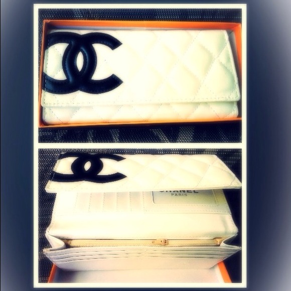 Chanel wallet with matching bag