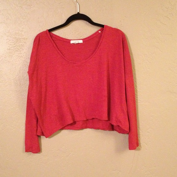 F21 long sleeved crop top