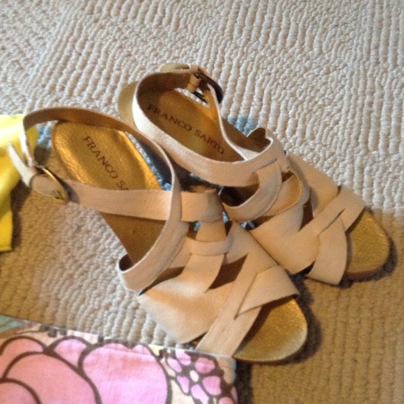 Franco Sarto beige strappy heels ~