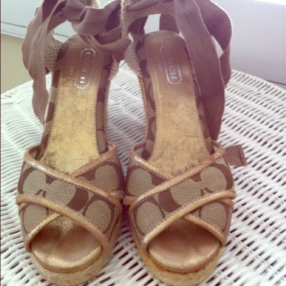 Coach Khaki/Gold Espadrilles Sz 7