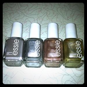 Essie Nail Polish & VS Heavenly Spray Bundle