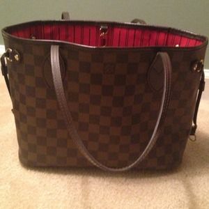 Louis Vuitton the never full pm bag