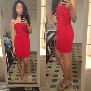 Worn once body wrap red dress strapless express