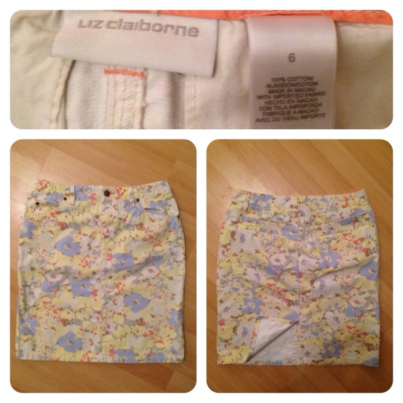 🚫Sold🚫Liz Claiborne denim skirt sz 6. Floral! - Picture 2 of 4
