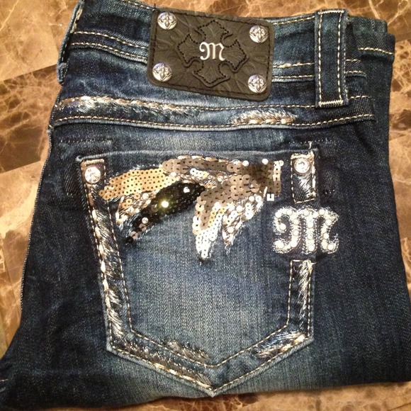 💢💢Sold in Bundle💢💢Miss Me Jeans