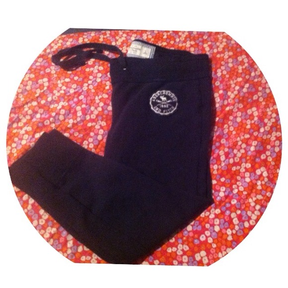 🚫sold🚫Abercrombie & Fitch yoga sweatpants capris