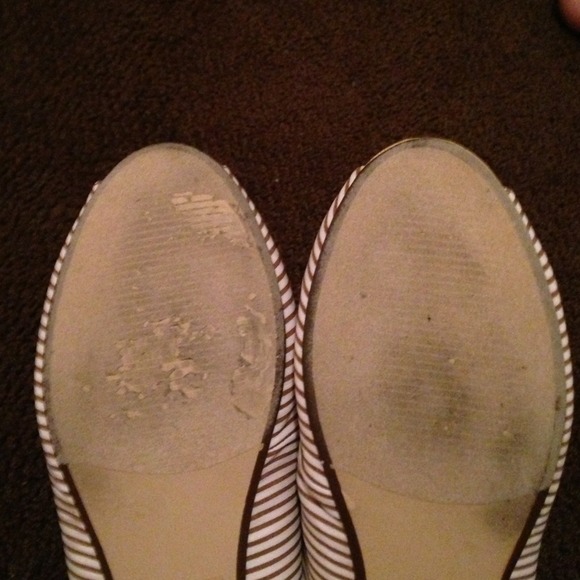 Shoes - Picture 3 of 3