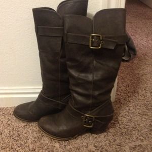 Brown boots