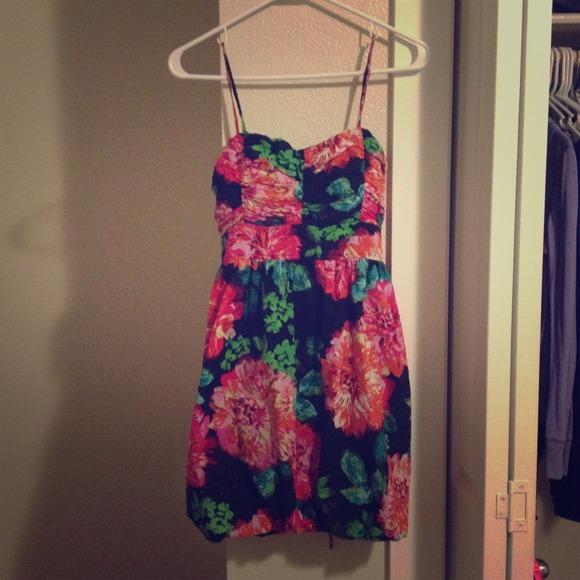 Snap floral pattern sun dress