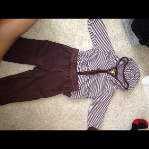 Baby light sweatshirt and pants set 😊