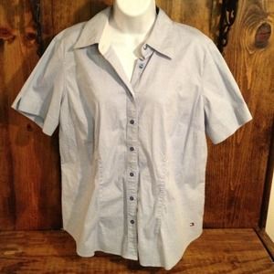 ***$5*** Tommy button up size 14