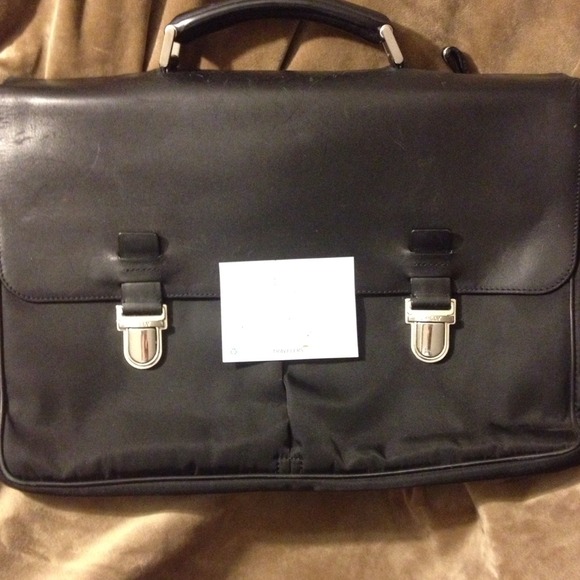 ‼️SOLD LOCALLY‼️🌳BALLY briefcase. 🌳🌳🍂OBO🍂