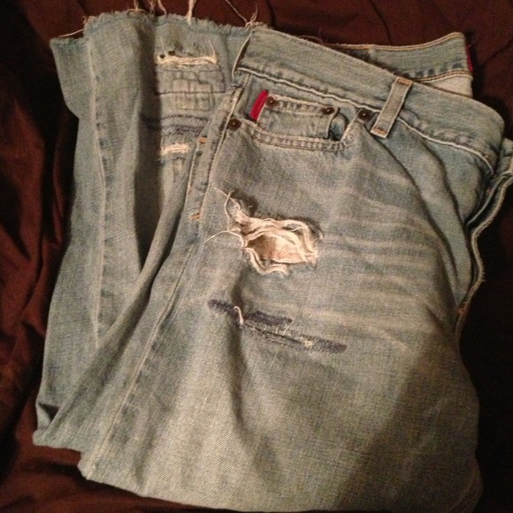 Holliater capris! So cute - Picture 2 of 2