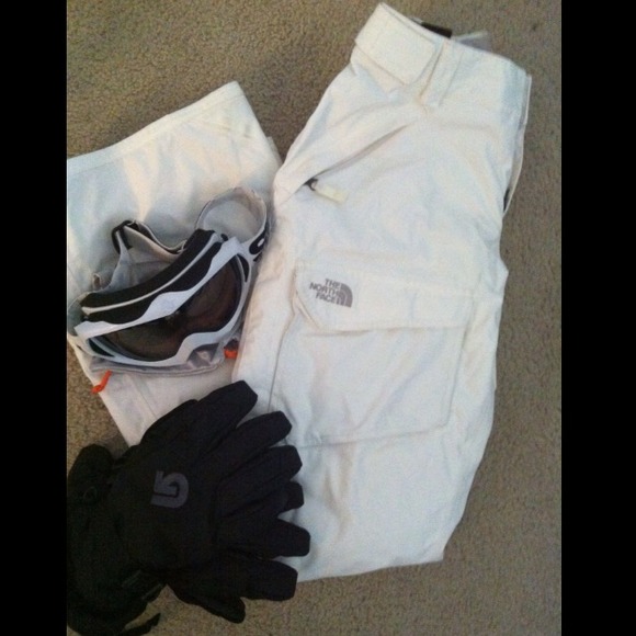 Women's Snowboarding Gear