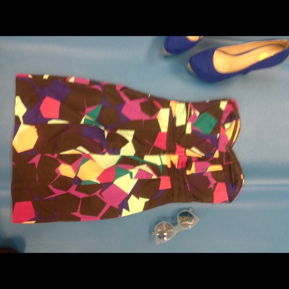 Sold in bundle to @noahsfortune - Picture 3 of 3