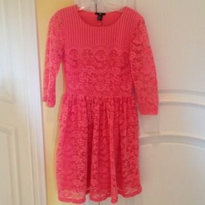 H&M Pink Patterned Dress with 3/4 Sleeves