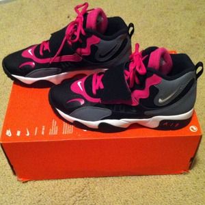 Nike air turf raider- negotiable