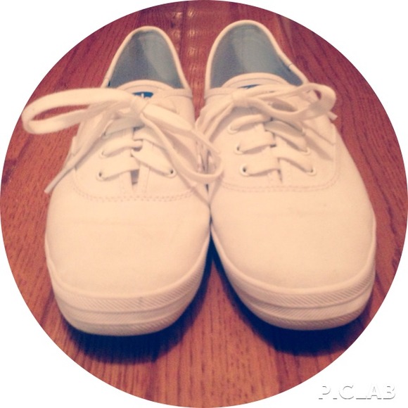 👟 Authentic White Keds 👟