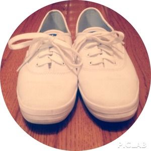 👟 Authentic White Keds 👟