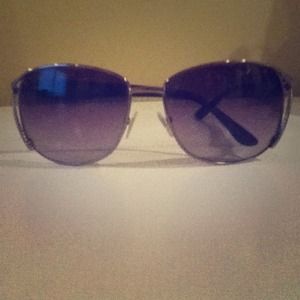 ❌Traded❌ Guess Sunglasses
