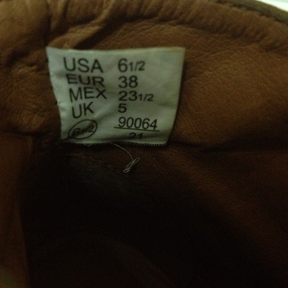 Heel Booties - Picture 4 of 4