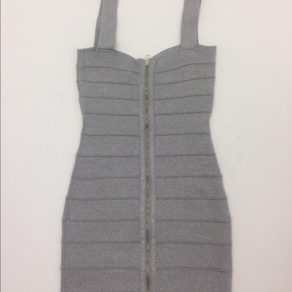 Sold in bundle to @noahsfortune - Picture 3 of 4