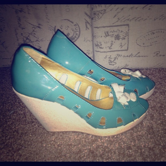 Seychelles Canvas Wedge