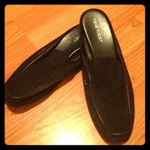 ⬇️REDUCED⬇️Nine West black loafer mules sz 8