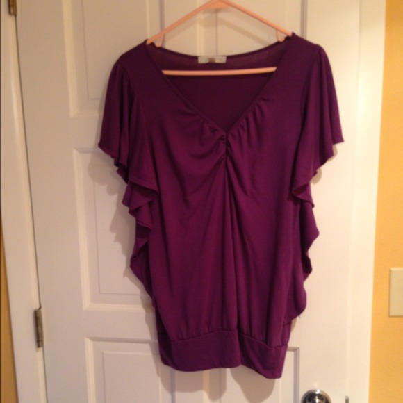 Lovely plum top - Picture 4 of 4
