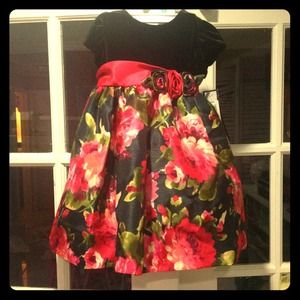 BUNDLE Girls dress, jacket, PJ