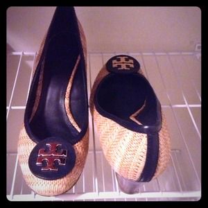 Tory Burch Raffia Wedges with navy blue piping