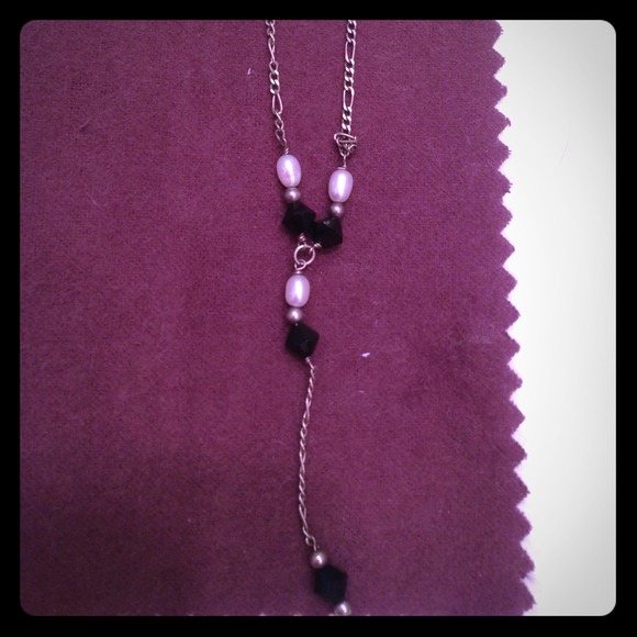 Beautiful black and white drop necklace