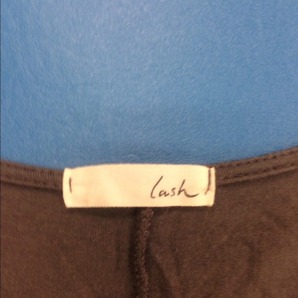 Sold in bundle to @deborahobrien - Picture 4 of 4