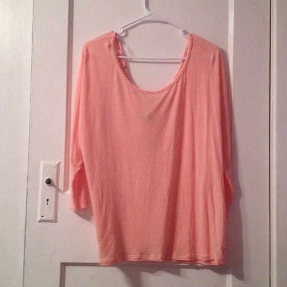 American Eagle top