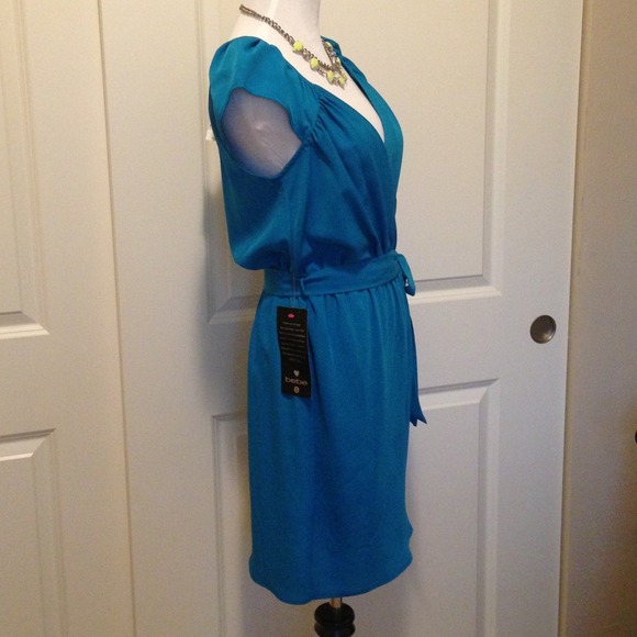 Bebe Dress, 100% Polyester - Picture 5 of 5