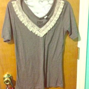 V-neck lace/grey top