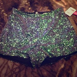 Sparkling Shorts