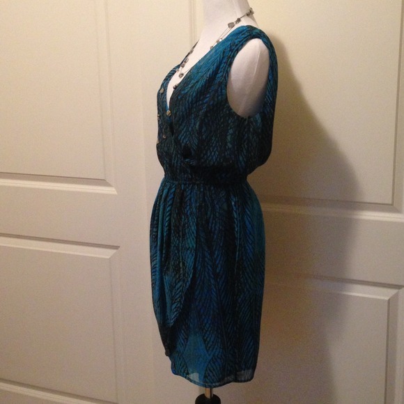 Blue/Black Bebe Dress - Picture 3 of 4