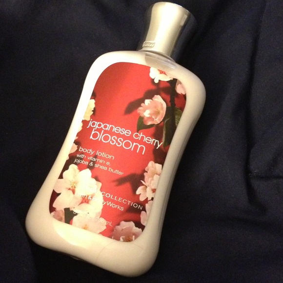 ⛔️TRADED⛔️ Bath and Body Works Lotion