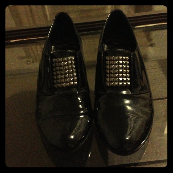 Black patent leather studded Oxford