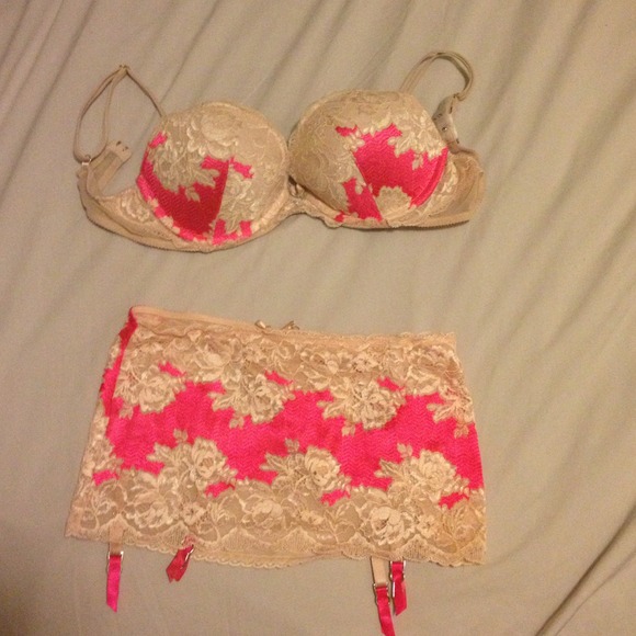 Two piece Victoria's Secret set