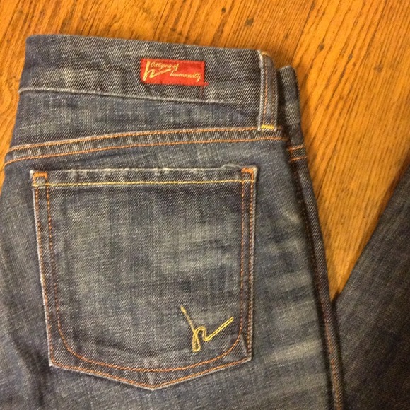 CITIZENS OF HUMANITY CROPPED SOLD IN BUNDLE - Picture 2 of 4