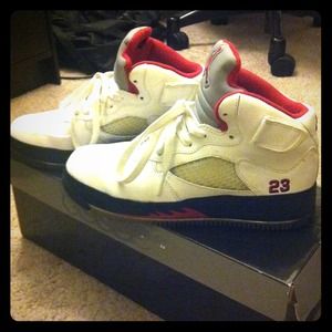 Nike Air Jordans 5Y