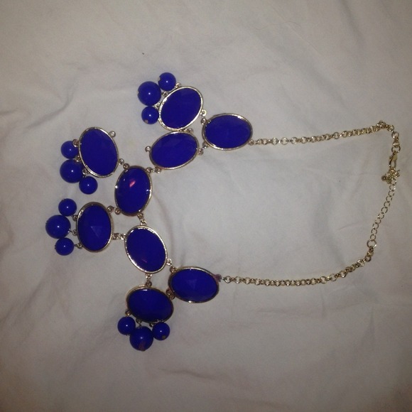 Blue bubble necklace