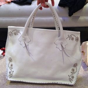 White Leather Tylie Malibu Bag