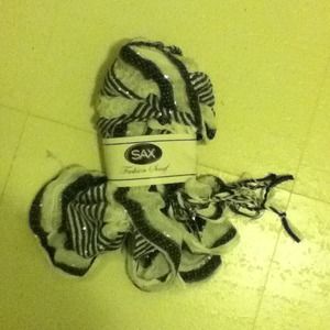 SAX black and white Fashion Scarf