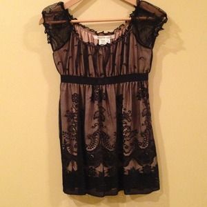 Max Studio size S top