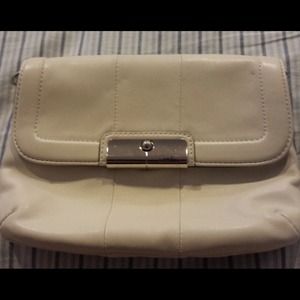 AUTHENTIC COACH White Clutch